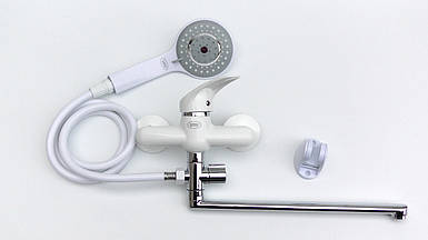 Змішувач для ванни пластиковий білий для душа з довгим носиком 35см