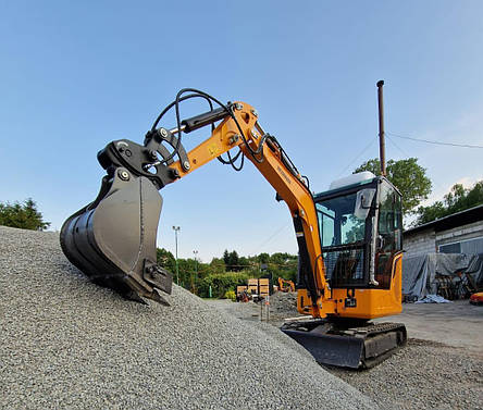 Міні-екскаватор Berger Kraus BK2800ASR з кабіною KUBOTA, фото 1
