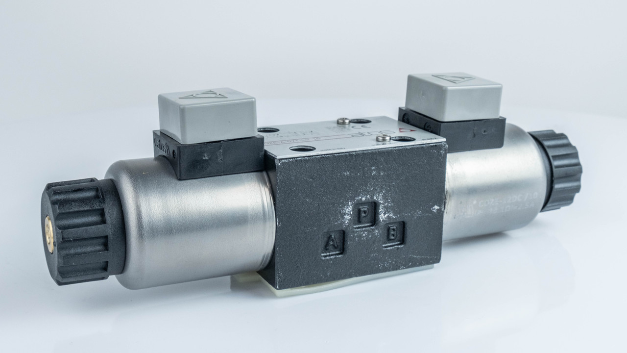Гідророзподільник DHZE-A-071-L3 10 пропорційний, ДУ-6, Qmax 50 л/хв, Pmax 350 Бар, Atos
