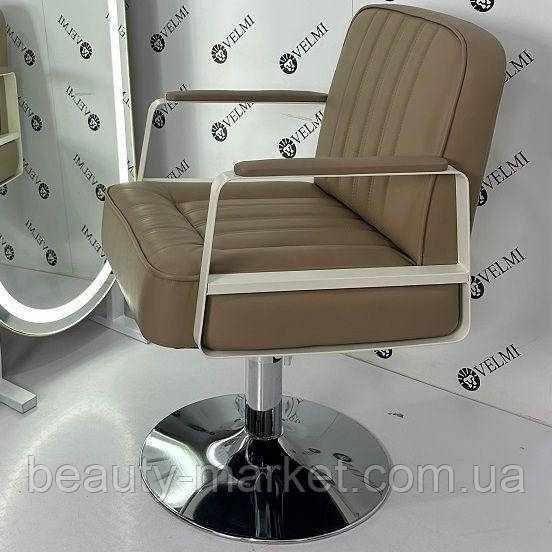 Перукарське крісло Bronx White