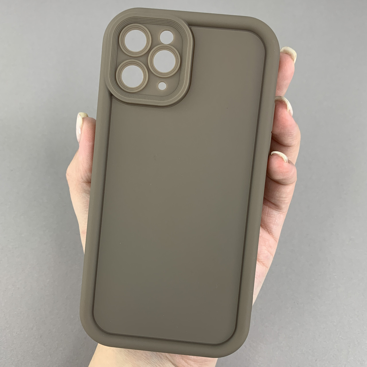 Чохол для Apple iPhone 11 Pro чохол з великими бортиками на телефон айфон 11 про коричневий n5v