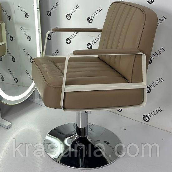 Перукарське крісло Bronx White