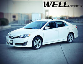 Дефлектори вікон к-т 4 шт з хромованим молдингом Toyota Camry 2012 - 2014 Wellvisors 3-847TY010