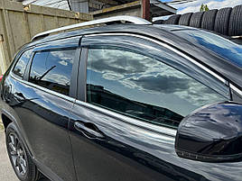 Дефлектори вікон к-т 4 шт з хромованим молдингом Jeep Cherokee 2014 - 2022 Wellvisors 3-847JE007