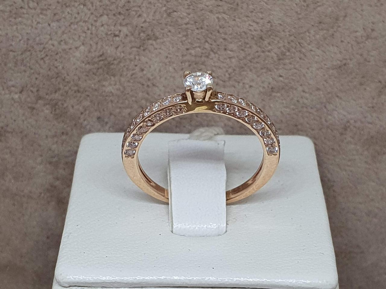 Золоте кільце з фіанітами. 111712 17,5, фото 1