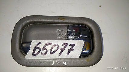 Ручка дверей внутрішня передня права Nissan Primera P11 000065077