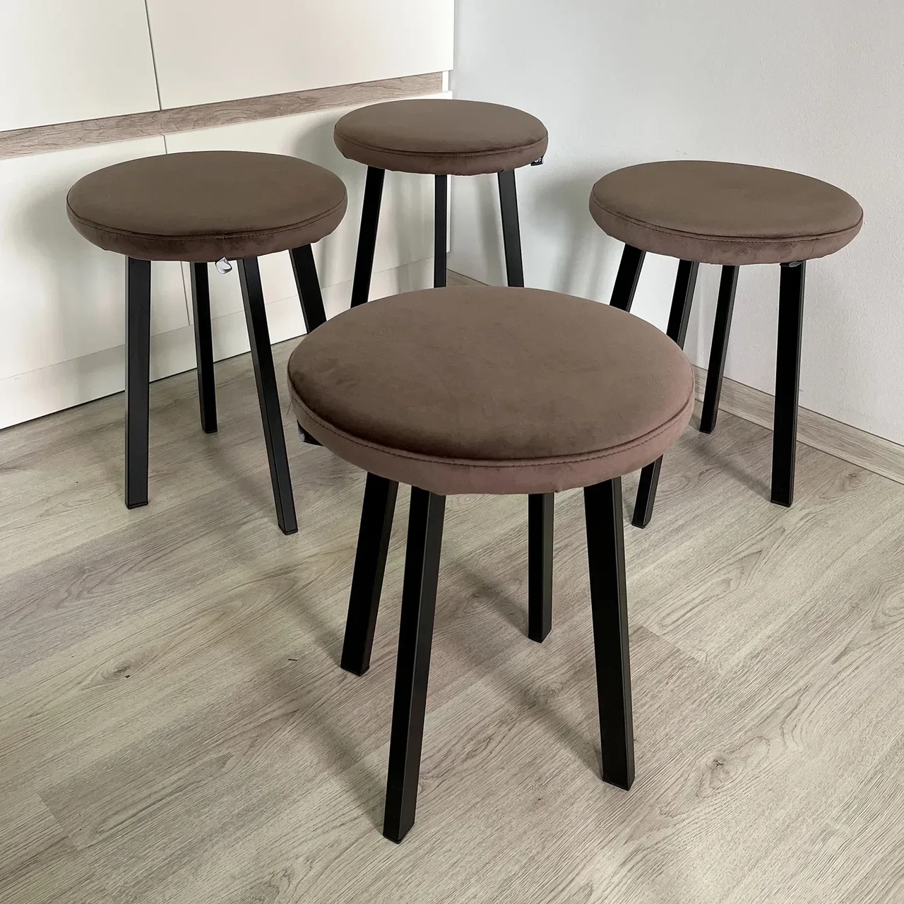 Табурет м'який Джем Jm шоколад, кольори ніжок та оббивки на вибір