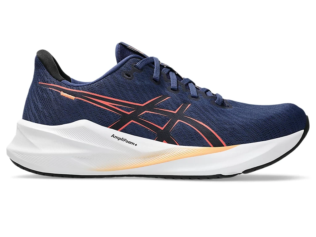 Кросівки для бігу чоловічі Asics VERSABLAST 4 1011B984-400