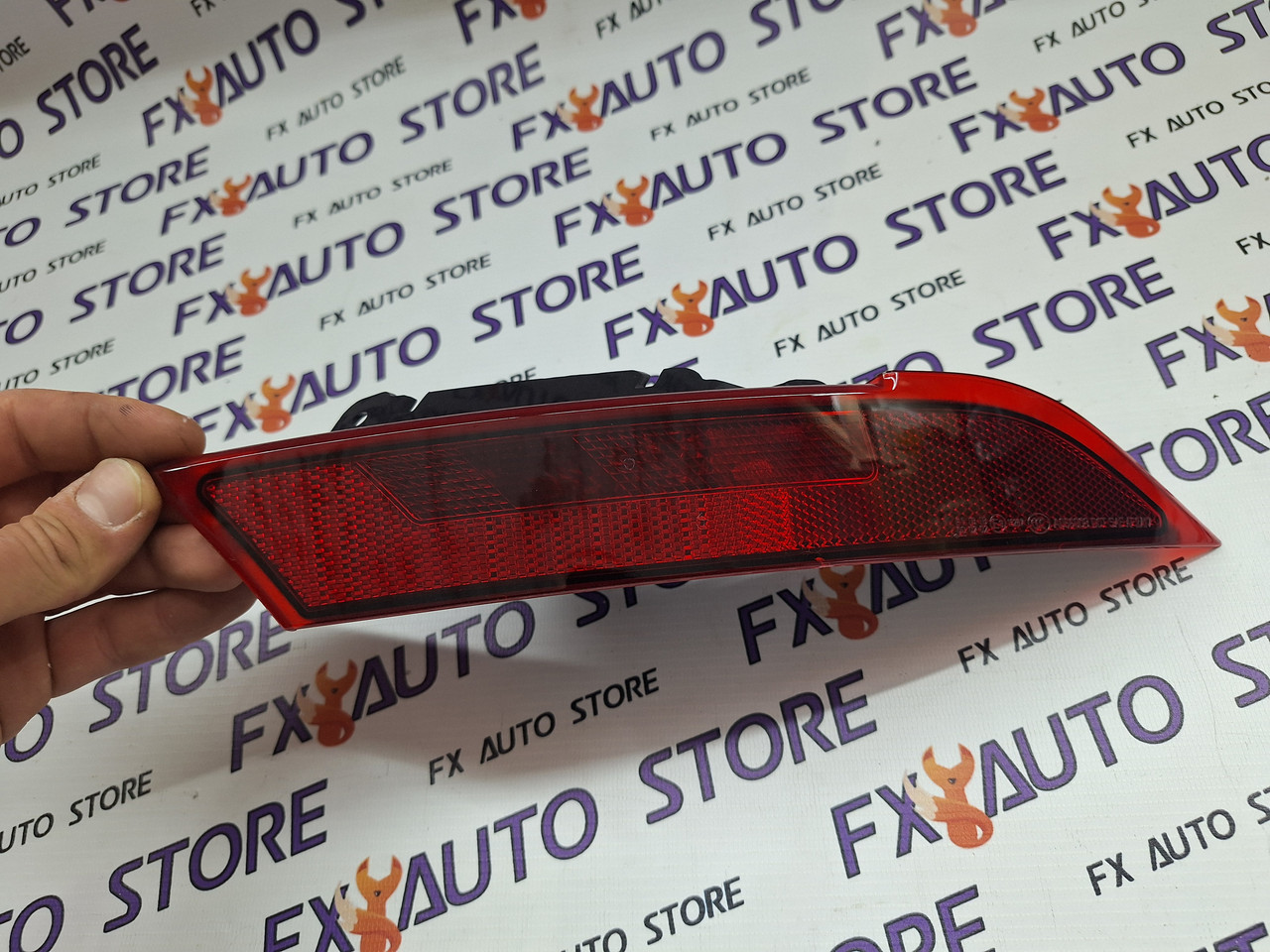 Катафот Ліхтар ПРАВИЙ в задній бампер відбивач Land Rover DISCOVERY 5 2016-2023 LR082083 LR163158