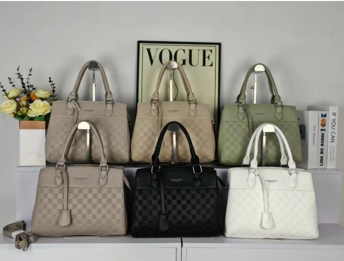 Сумка жіноча прямокутна 30*23 см на блискавці зі штучної шкіри Zhenya, фото 1