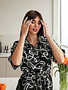 Жіноче чорне літнє плаття-сорочка міді з білим принтом, фото 2