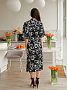 Жіноче чорне літнє плаття-сорочка міді з білим принтом, фото 3