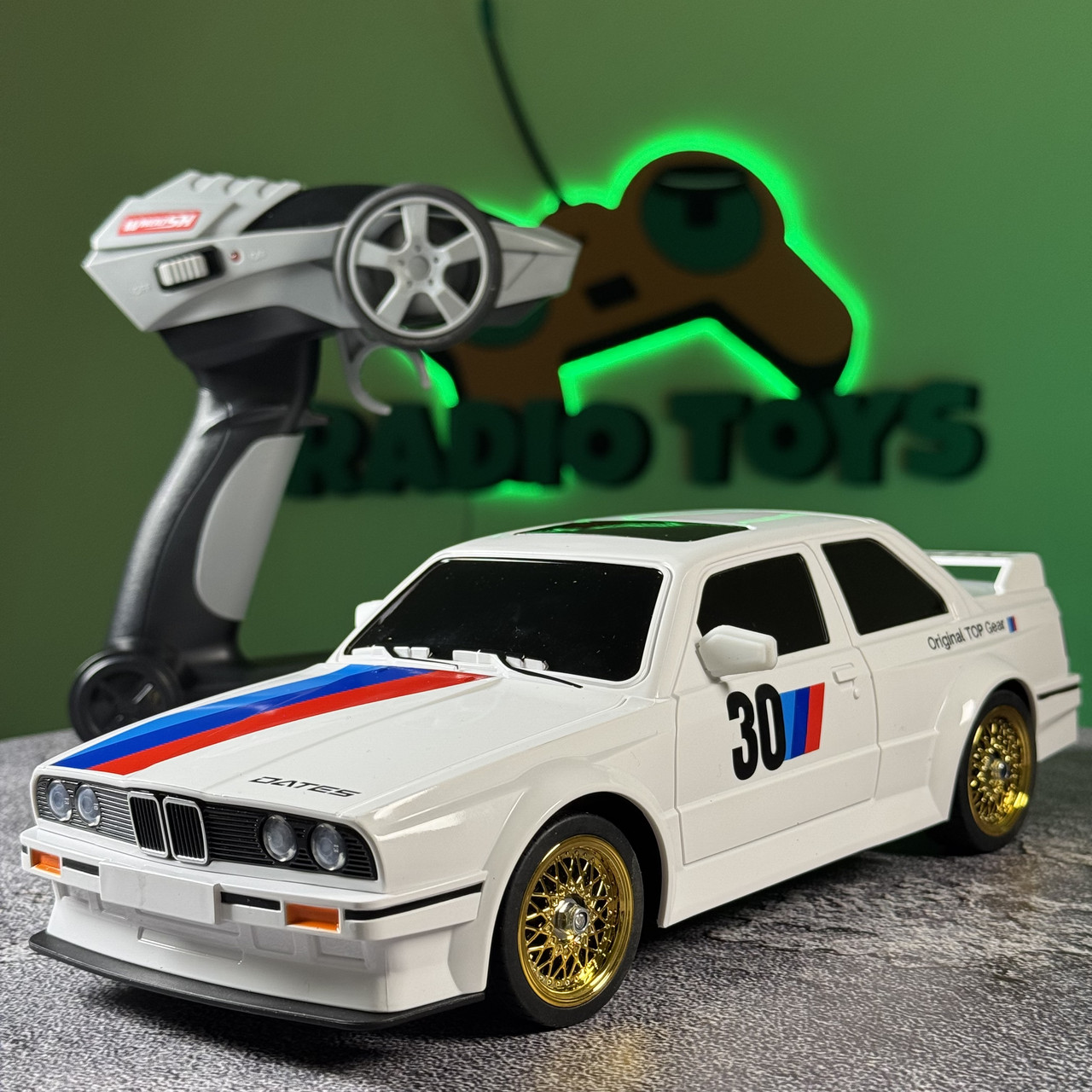 Дрифт машинка BMW Е30 на радіокеруванні Біла | Машинка для дрифту БМВ на радіоуправлінні | На пульті на акумуляторі, фото 1