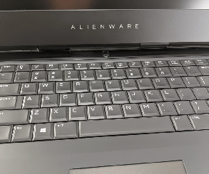 Б/в Ігровий ноутбук Dell Alienware 15 R3 15.6" 1920x1080| i7-7820HK| 16GB RAM| 512GB SSD| GTX 1070 8GB, фото 3