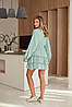 Повітряне літнє муслінове плаття-кльош з воланами на ґудзиках з довгими рукавами відтінку фісташка, фото 5