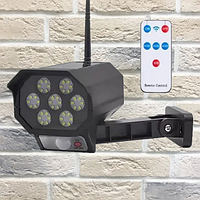 Вуличний ліхтар у вигляді камери Solar SENSOR LIGHT з датчиком руху і пультом управління сонячною батареєю