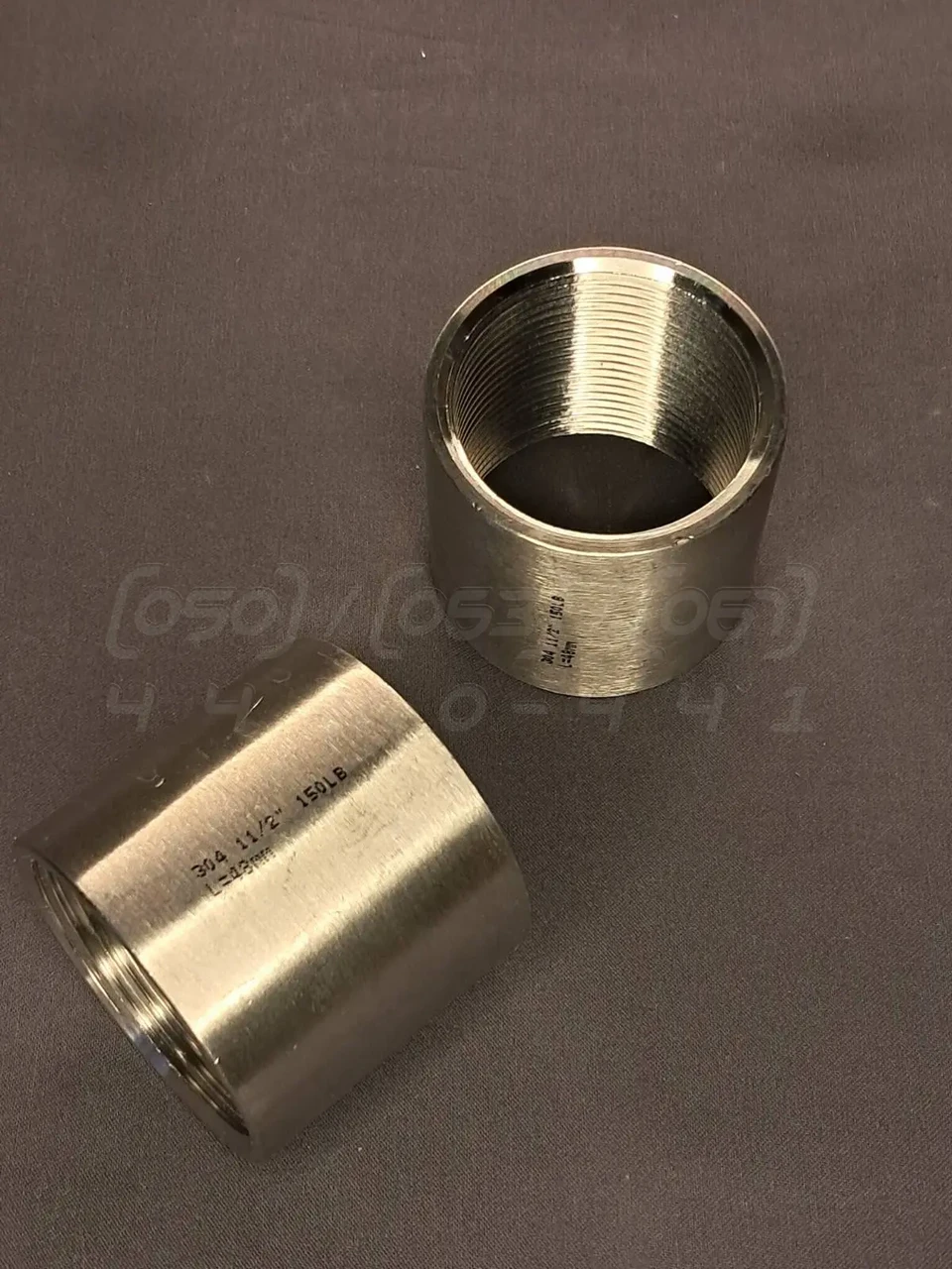 Муфта прямая різьбова Ду 40 (1"1/2) з нержавіючої сталі AISI304, повністю прорізана