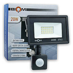Світлодіодний LED прожектор Biom 20W 6200К IP65 220V з датчиком руху S6-SMD-20-Slim+Sensor