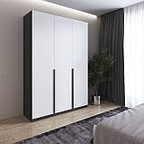 Шафа на 3 двері зі штангами та полицями для одягу, з чорними ручками M-32, фото 7