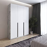 Шафа на 3 двері зі штангами та полицями для одягу, з чорними ручками M-32, фото 10