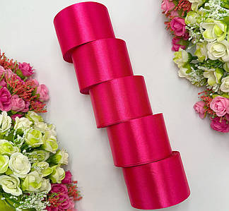 Атласна стрічка для рукоділля - 5 см x 23 м (опт, 5 рулонів) / Малиновий неон