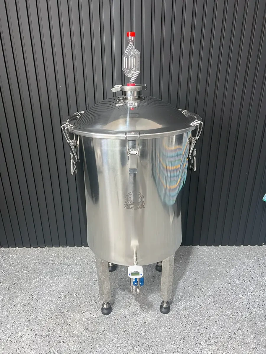 50л Конусний ферментер (ЦКТ)