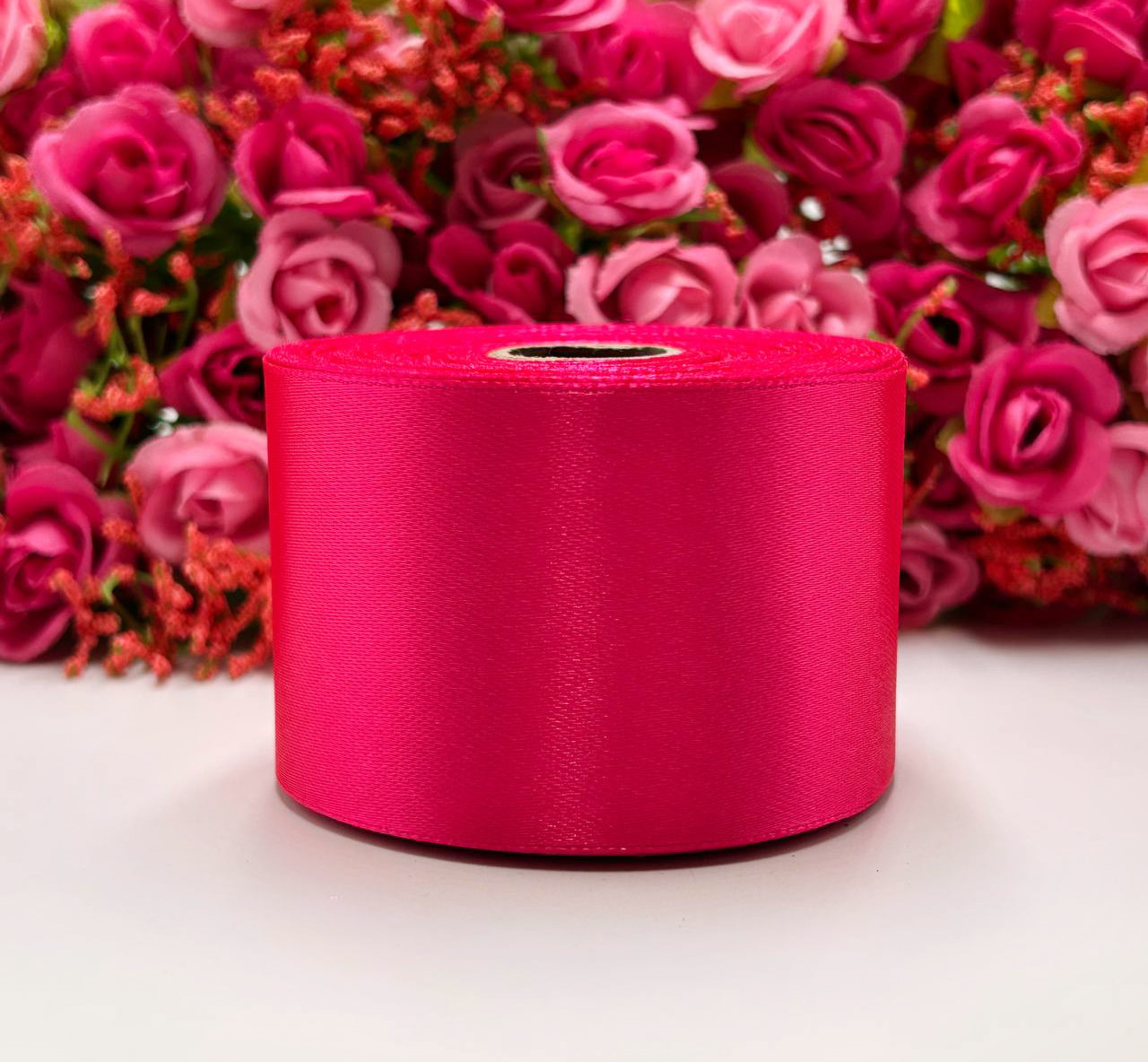 Атласна стрічка для рукоділля - 5 см x 23 м / Малиновий неон, фото 1