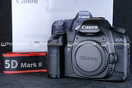 Фотоапарат Canon EOS 5D mark II