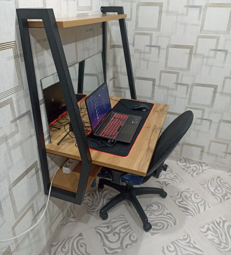 Підвісний Комп'ютерний стіл Лофт, письмовий стіл loft для ноутбука