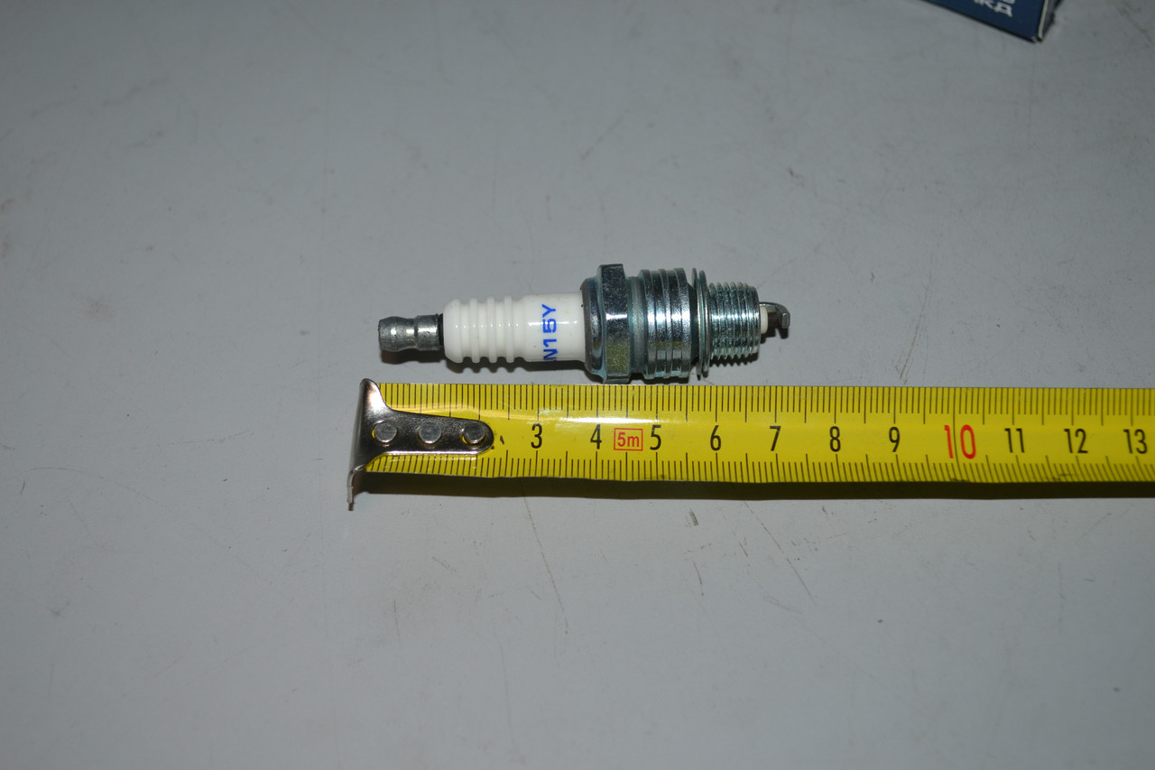 Свічки запалювання Зіл,Газ,Газель,Уаз дв.4215, 4213 кор. спідниця (вир-во chkd)