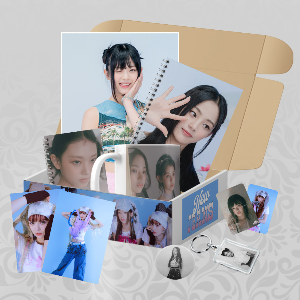 Подарунковий бокс K-pop NewJeans 8 предметів