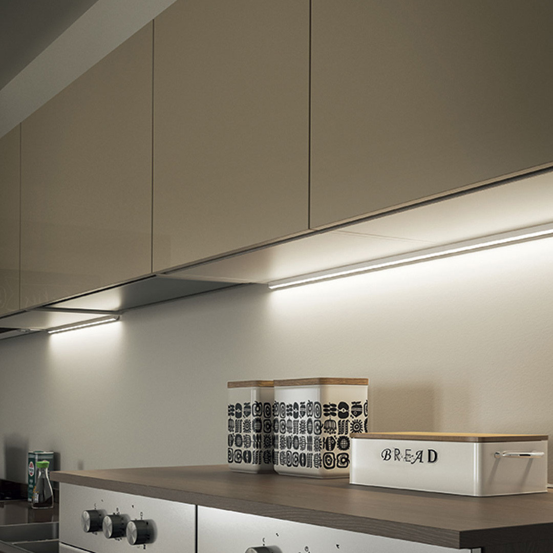 LED світильник з ІЧ-вимикачем "LUGANO" 600мм 6.2 W, 12 V, фото 1