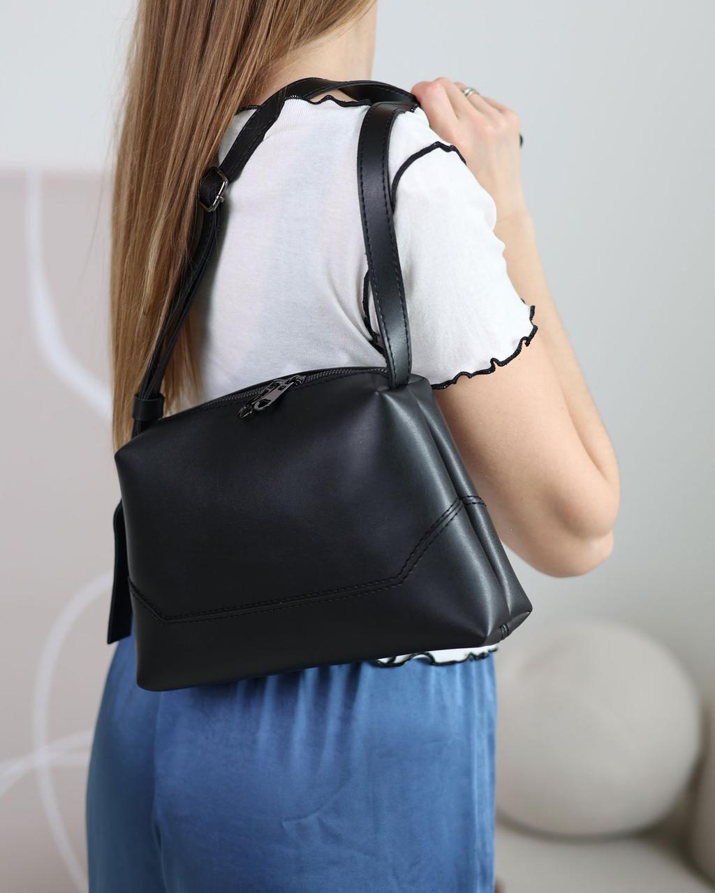 Жіноча сумка WeLassie з одним відділенням і текстильною підкладкою з екошкіри чорна Іві