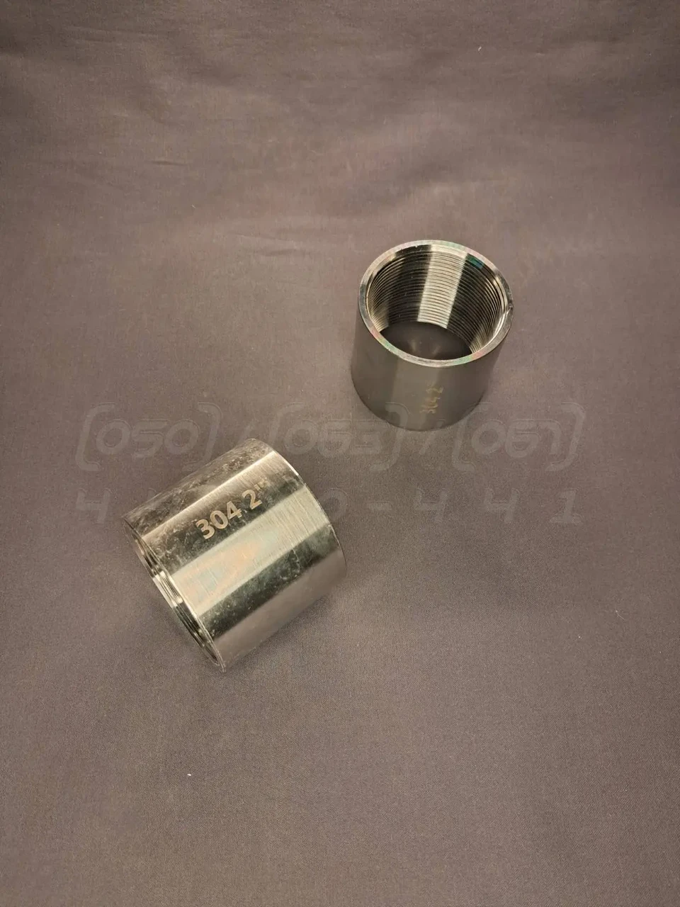 Муфта пряма різьбова Ду 50 (2") з нержавіючої сталі AISI304, повністю прорізана