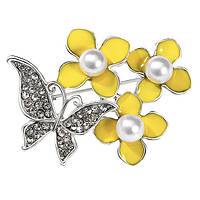 Брошка металева на сріблястій основі метелик із кришталевими білими камінчиками та намистинами розмір 50х40 мм