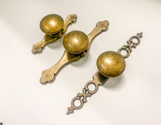 Ручки кнопки з підкладками