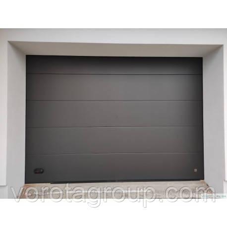 Гаражні секційні ворота GANT Plus 2600 * 2200, торсій