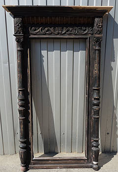 Реставрація старовинної дерев'яної рами для дзеркала