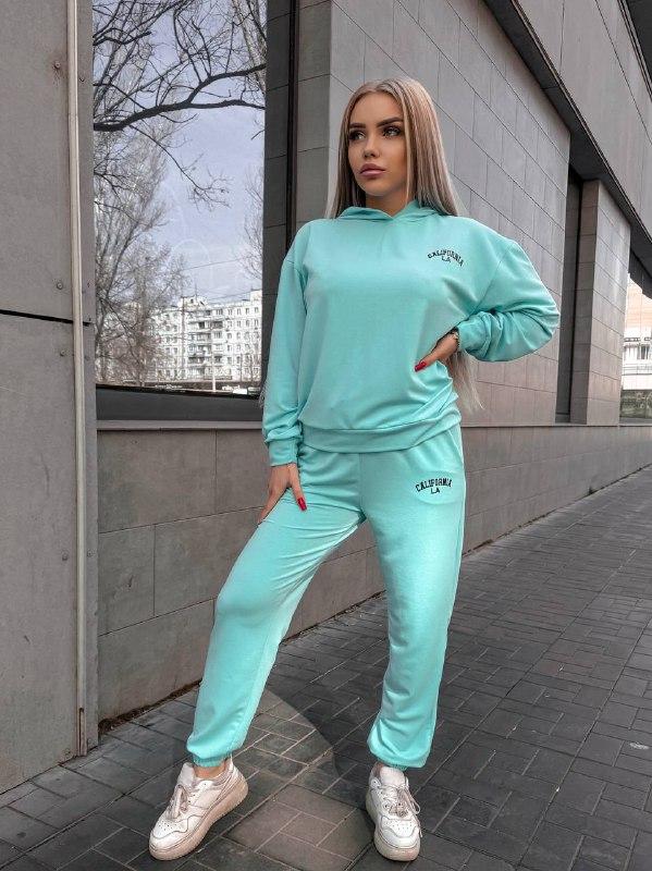 Жіночий прогулянковий костюм; Різні кольори ; Розміри: 42-44, 46-48, 48-50;
