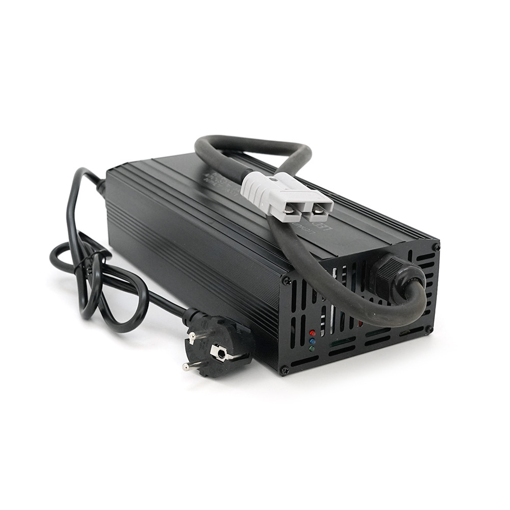 Зарядний пристрій для акумуляторів Li-ion 12V(12,6), 35-40A,штекер Anderson. 185x88x60mm, фото 1