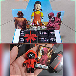 Фігурка "Гра в Кальмара" з картками