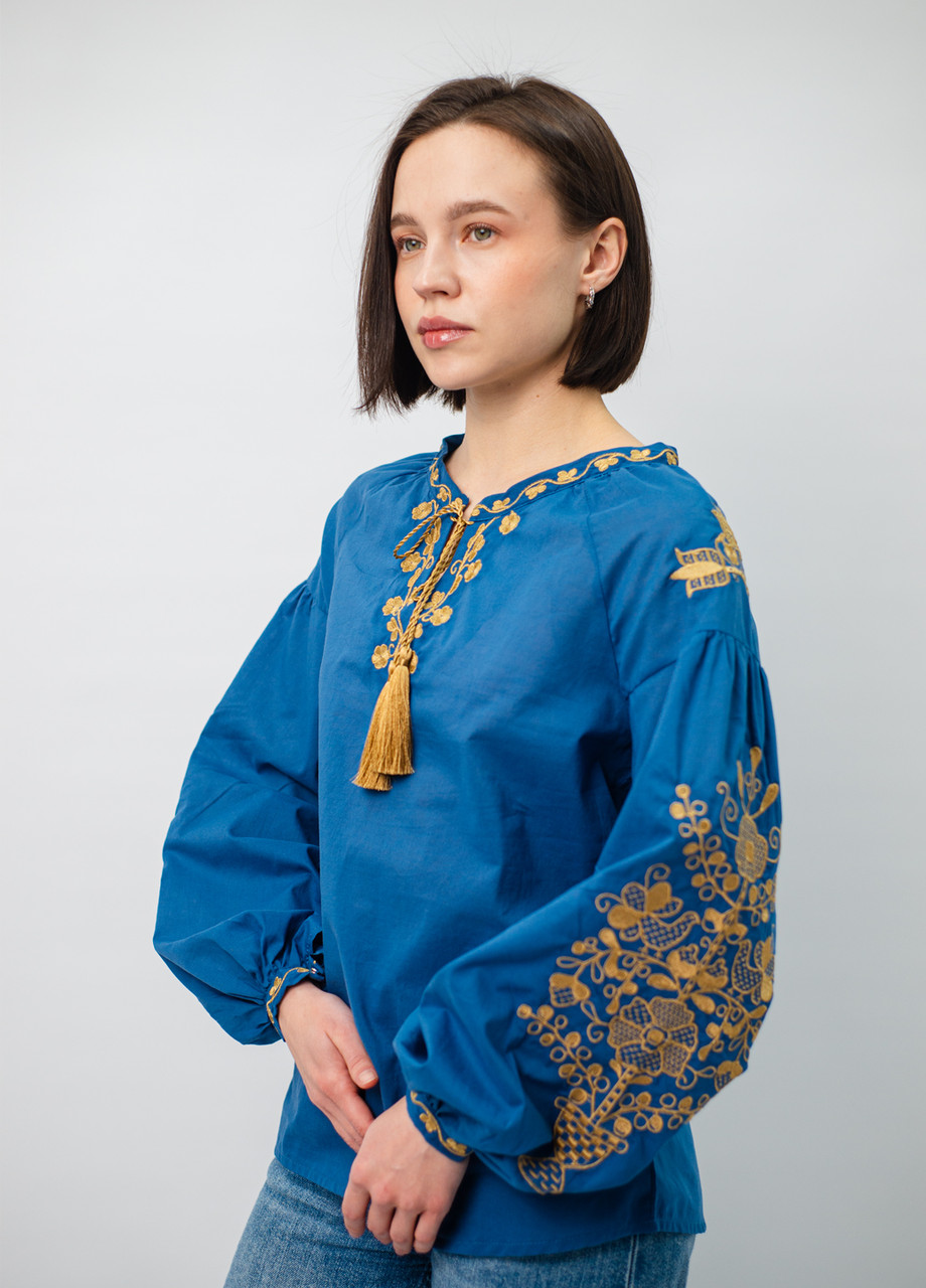 Вишиванка жіноча із бавовни з довгим рукавом "Квітучий сад" індиго