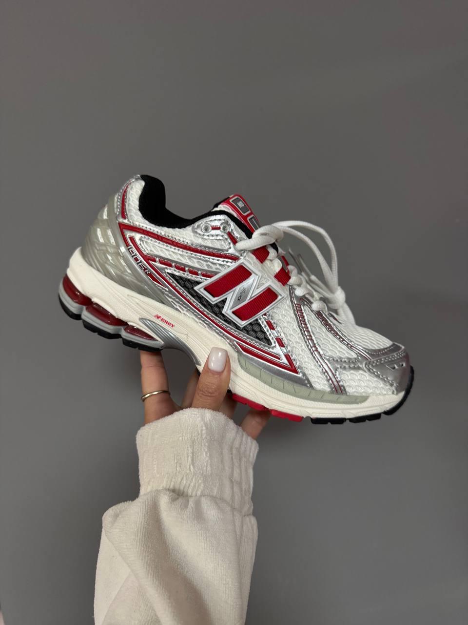 Кросівки чоловічі білі New Balance 1906R 'Silver Classic Crimson' (18775)