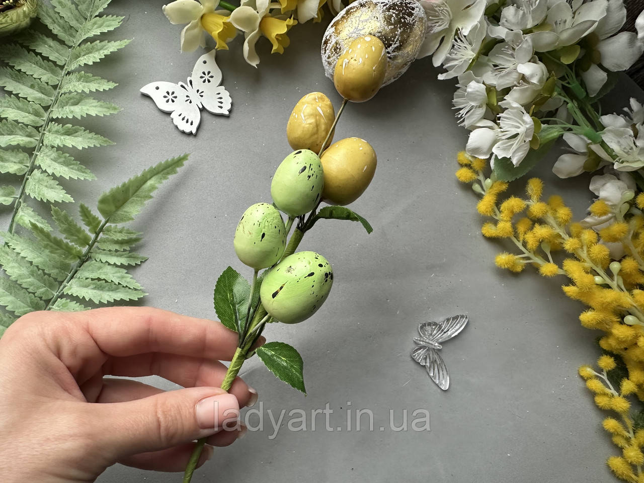 Гілка великодня з яйцями 22 см, бежево-салатова, фото 1