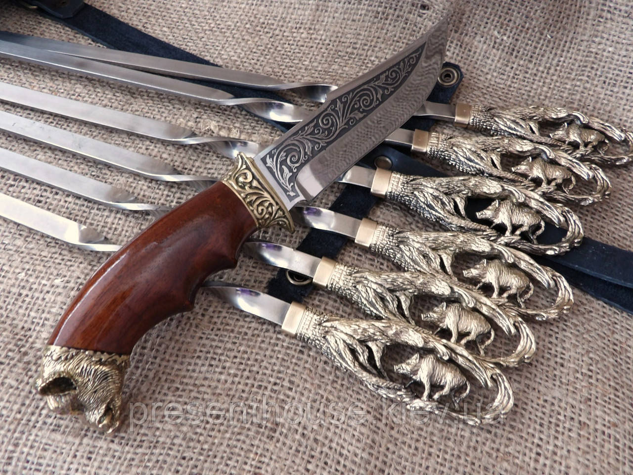 Набір шампурів "Кабан" з ножем
