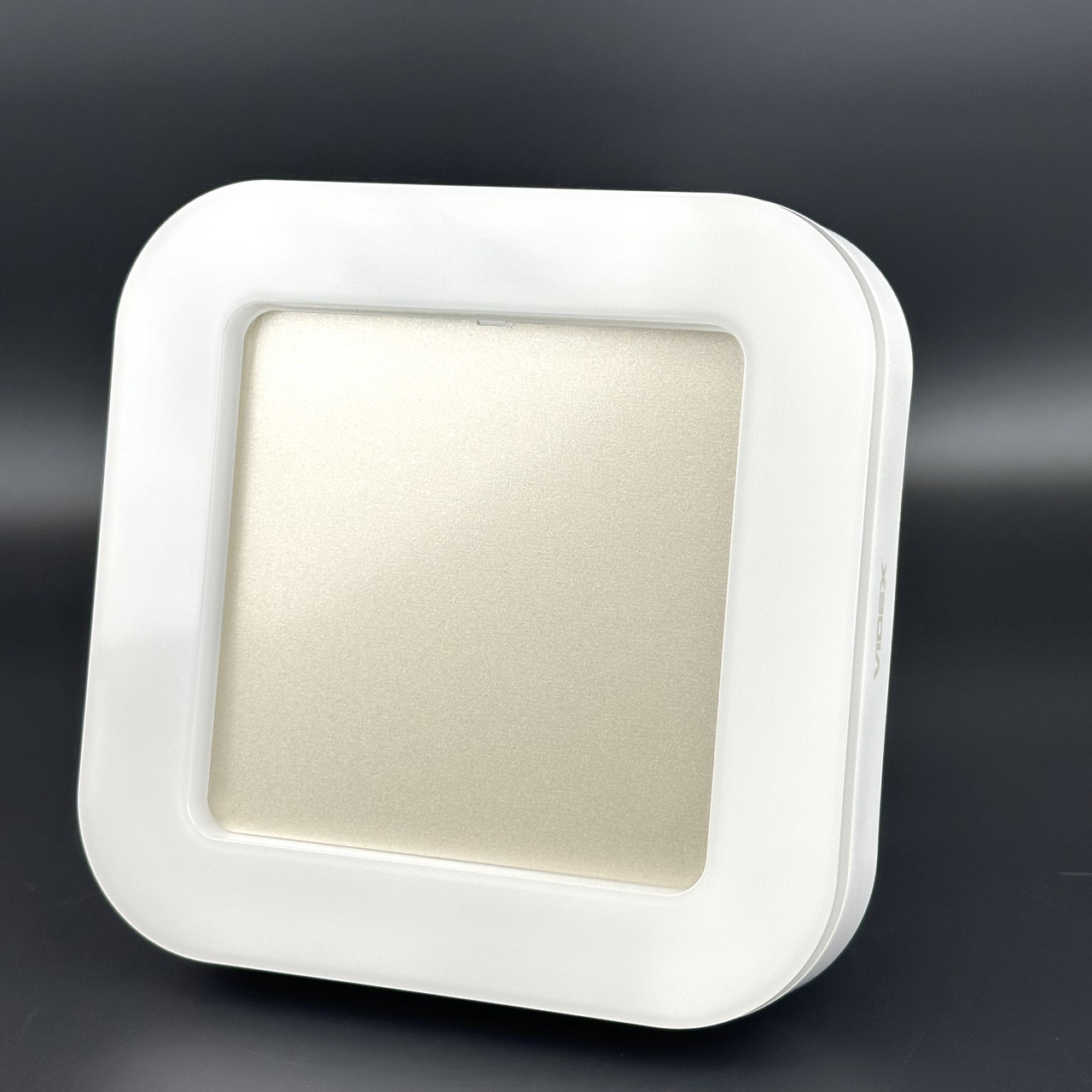 Світильник накладний 15W світлодіодний 5000K 220V білий природний