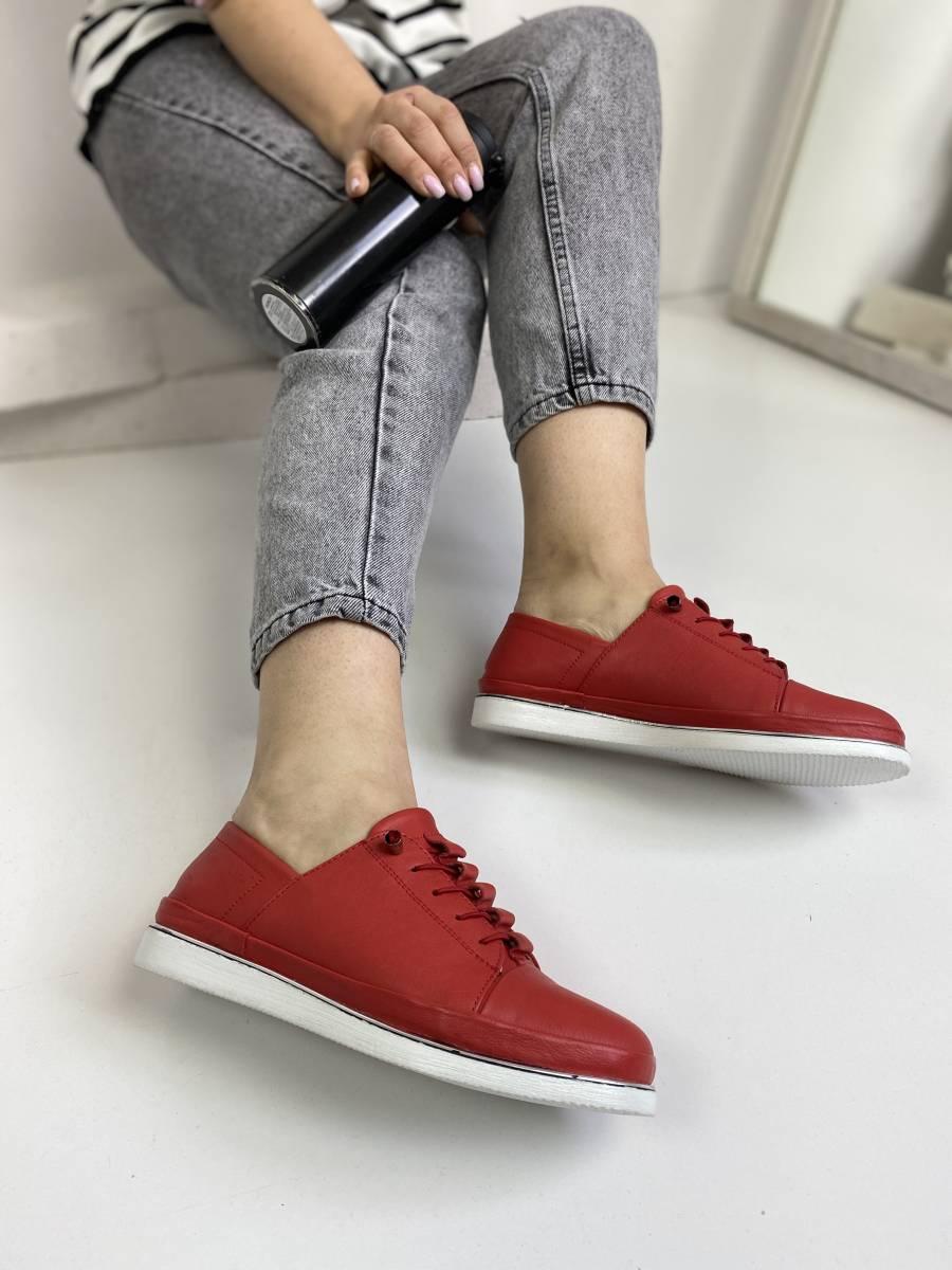 Мокасини жіночі Pabeste 14847-red шкіряні червоні на шнурівці 37