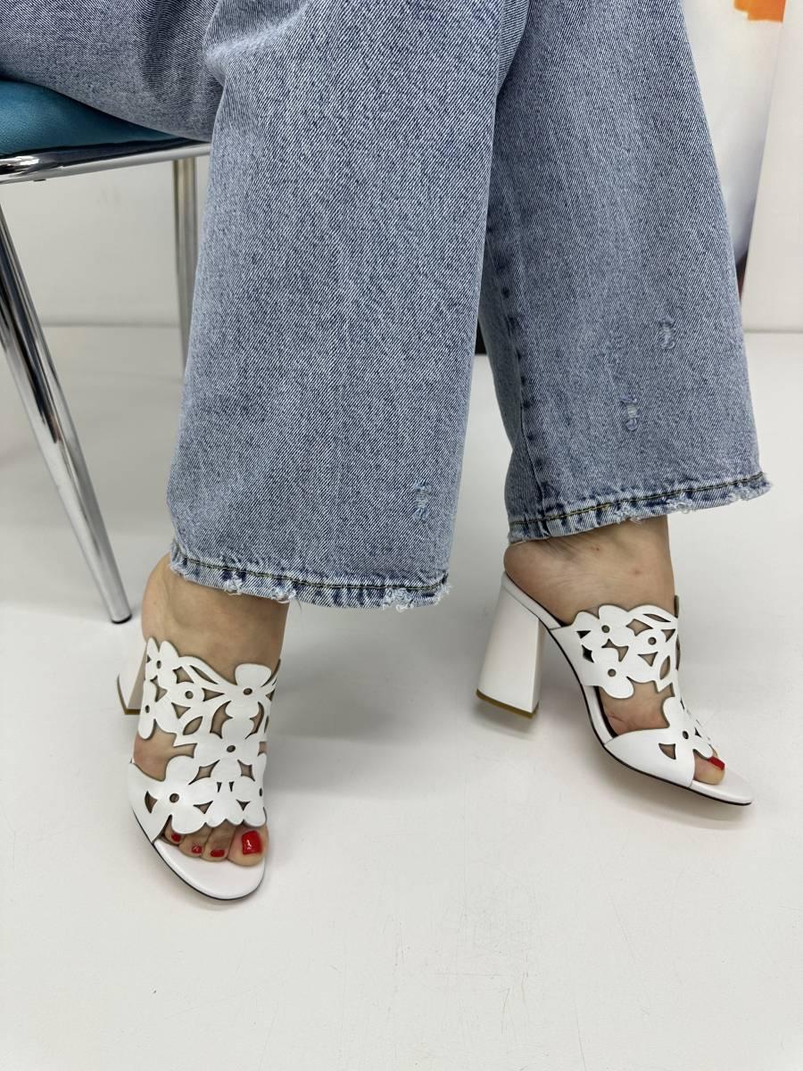 Сабо жіночі Berloni LH912-5328-S98 білі 36, фото 1