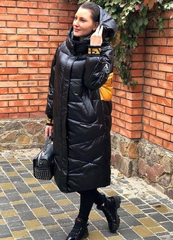 Пальто пуховик жіночий TARUN Y020-931-HJH001 чорний з капюшоном, фото 1