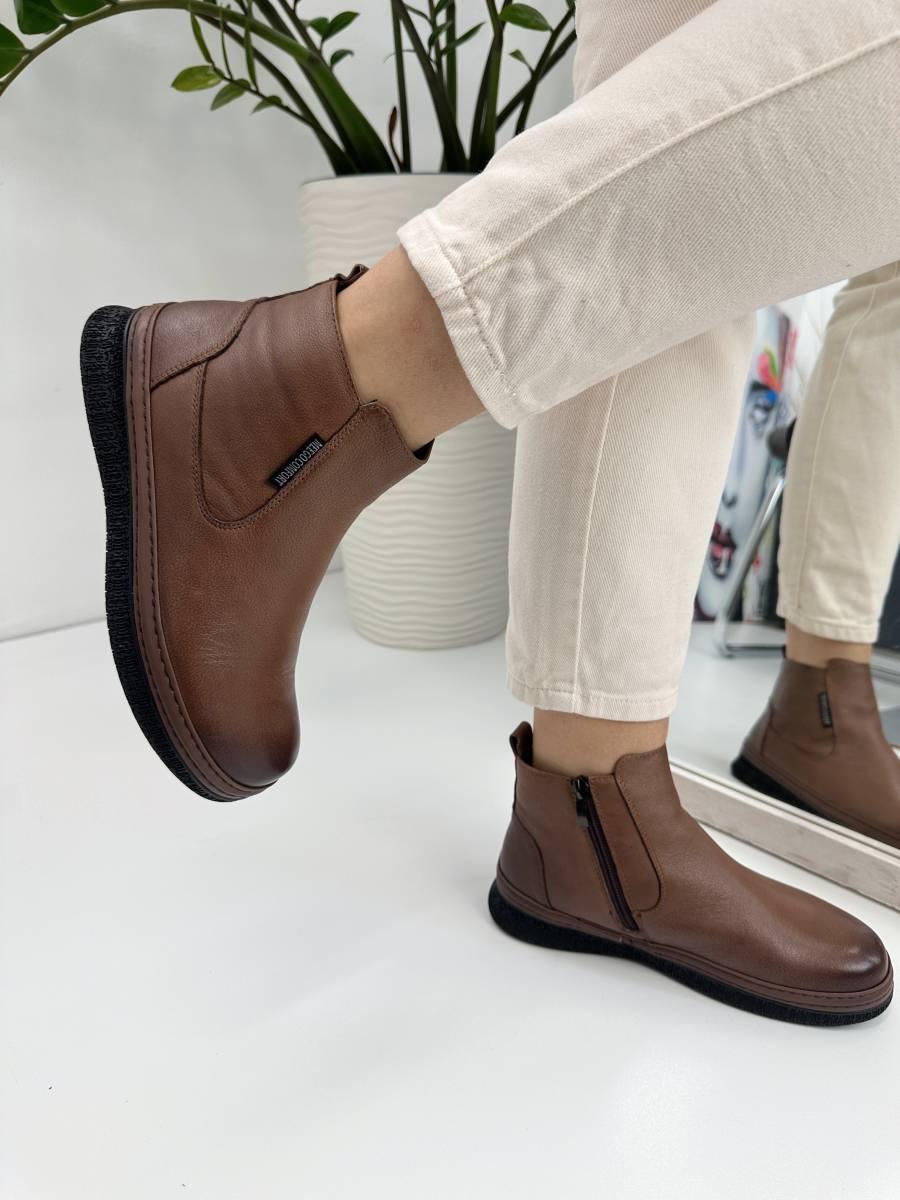 Черевики жіночі MeegoComfort 53385-Brown коричневі на низькому ходу 36